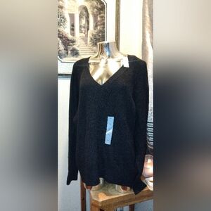 Old Navy Black V-Neck Sweater XL